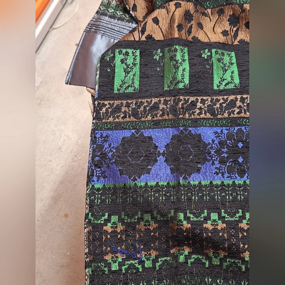 Italian, Dual-Sided Scarf/Wrap